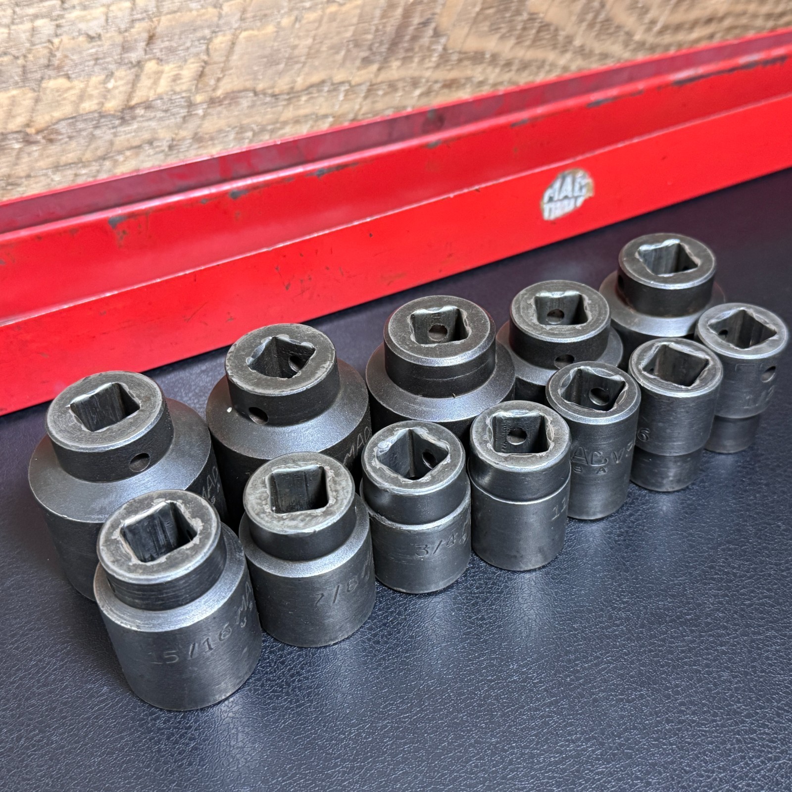 MAC Tools USA SVP156TR 1/2 Drive 6PT SAE Impact Socket Set in VT18 Tray (less 3)