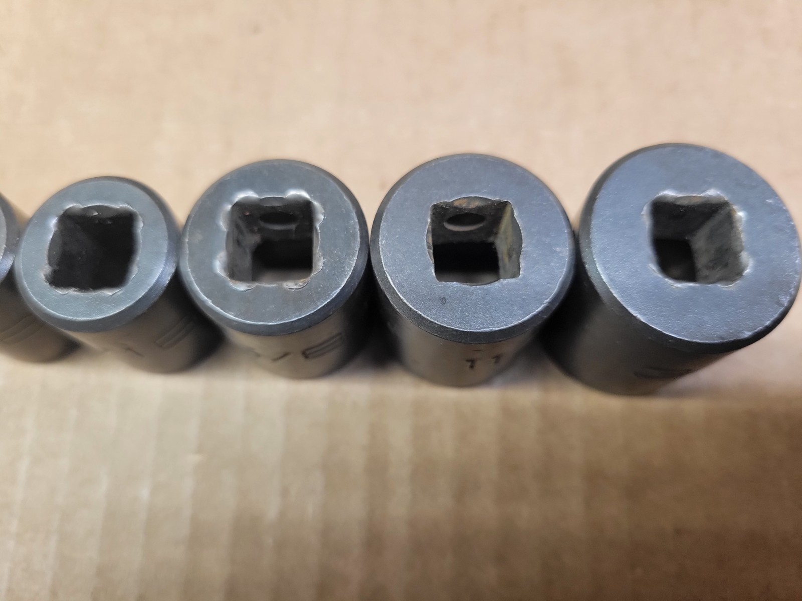 First Generation Kobalt 3/8″ Drive SAE 9-PC SAE 6-PT Impact Socket Set 1/4-3/4