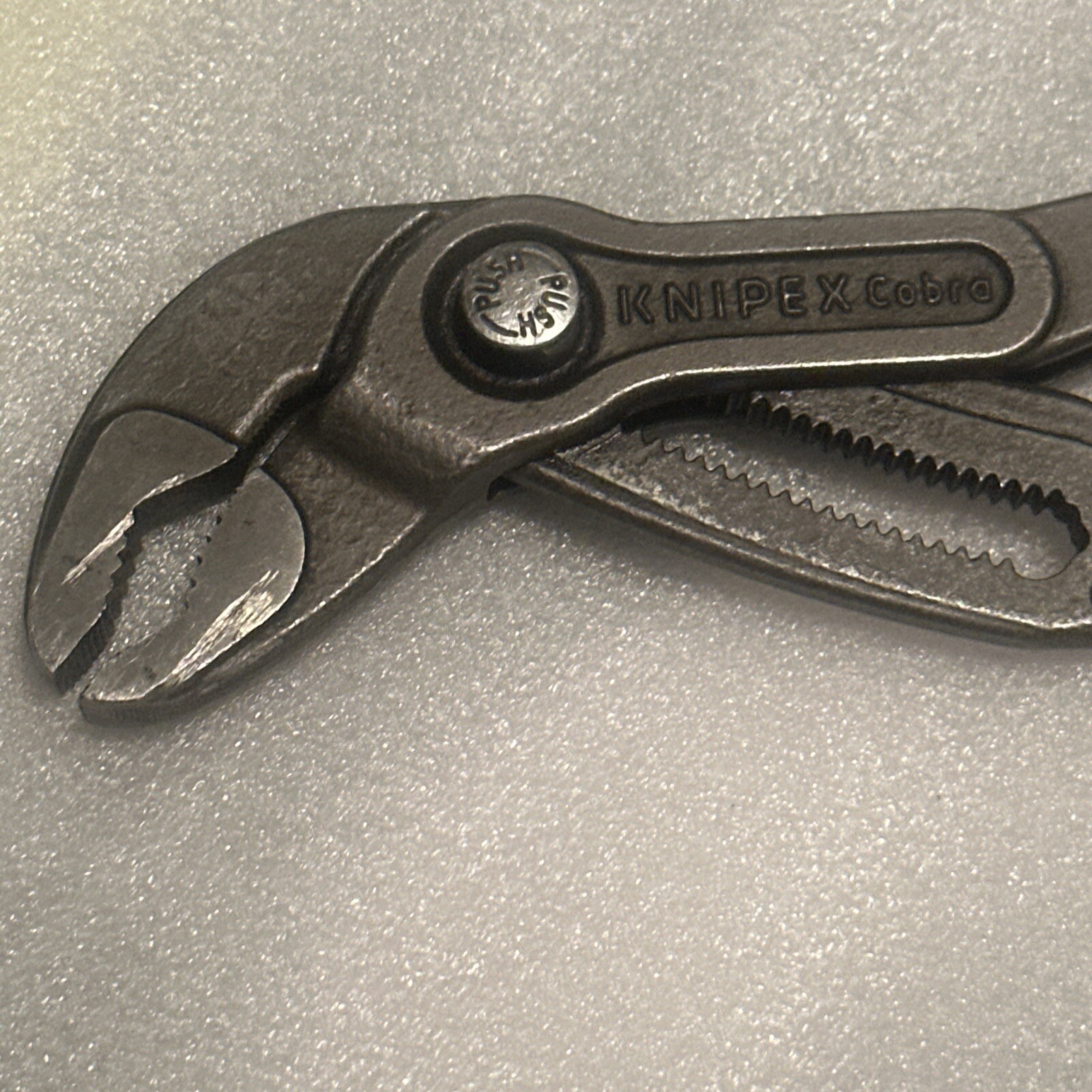 Mac Tools P10C Cobra Self-Gripping 10in Pliers