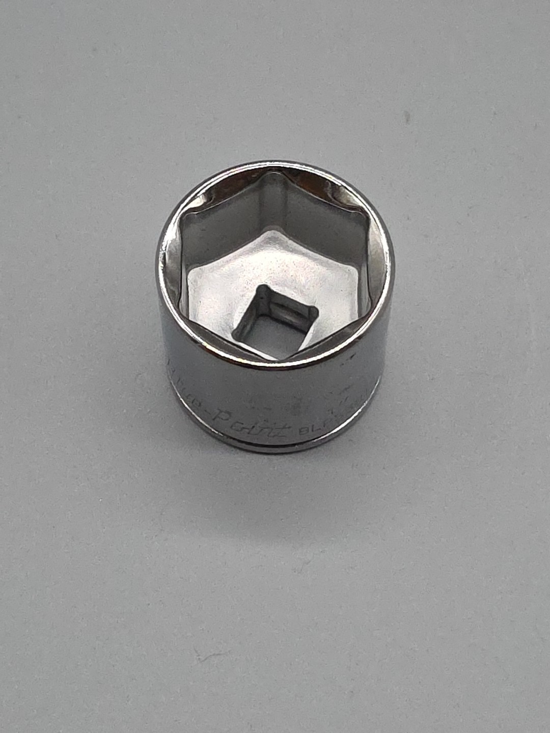 Blue Point Tools BLPS381 3/8″ Dr. 1” SAE Shallow Chrome 6 Point Socket