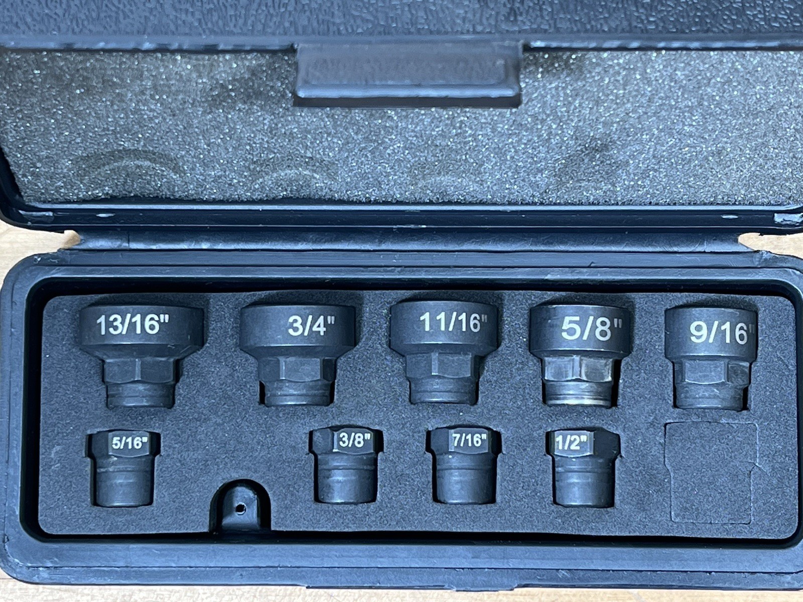 Klutch Thru-Hole Sockets — 9-Pc. SAE Set with Case – 5/16” Thru 13/16”