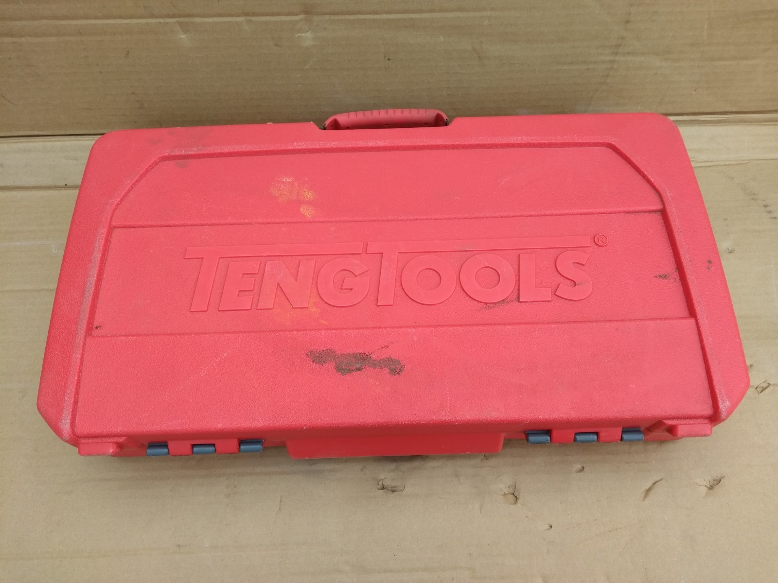 Teng Tools 22 Piece 3/4″ Drive Metric Socket Set & Ratchet, Extension In Case