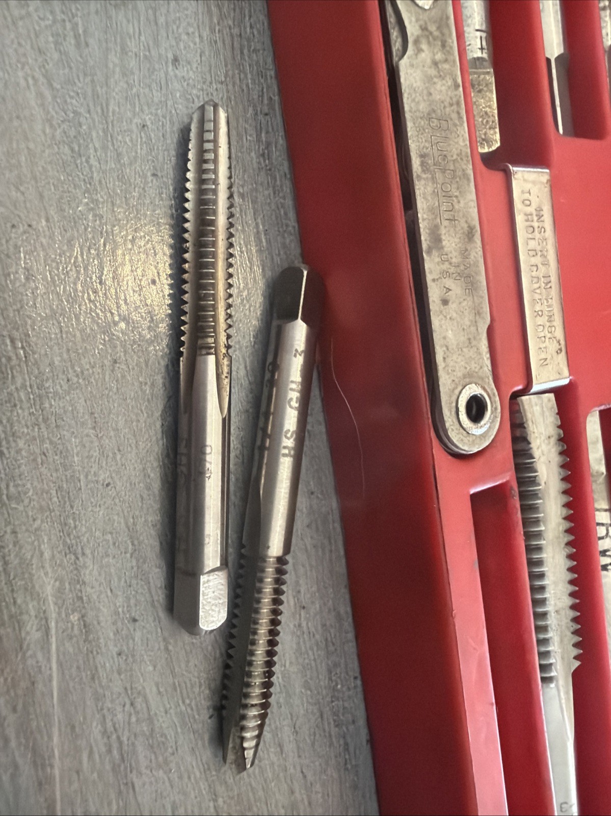 Snap on blue point TD2425 SAE tap and die set