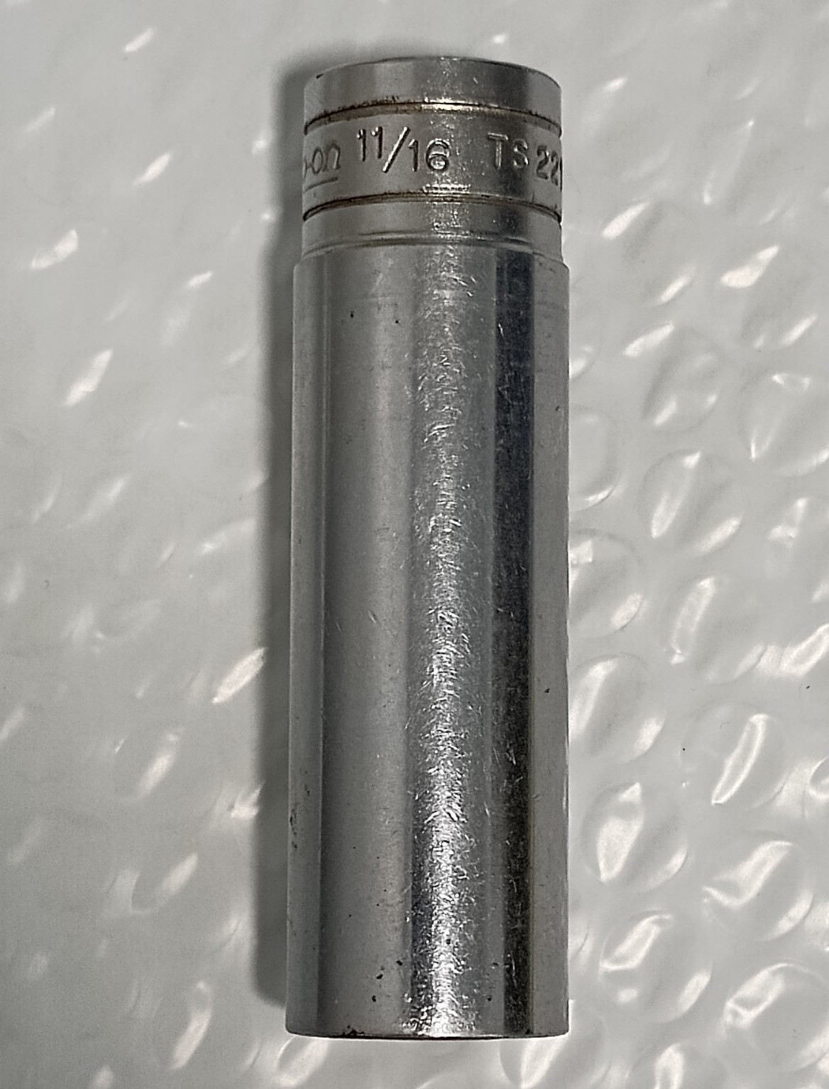SNAP ON TS221, 1/2″ DRIVE, 11/16″ SOCKET, 3.2″ DEEP/HIGH, 6 POINT.