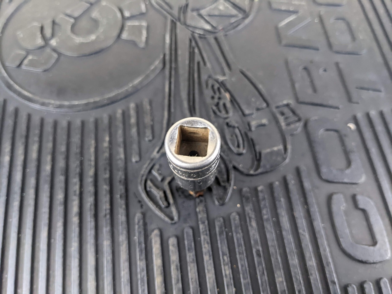 #as916 Snap-on USA 3/8″ Drive T45 Torx Bit Chrome Socket Driver FTX45E