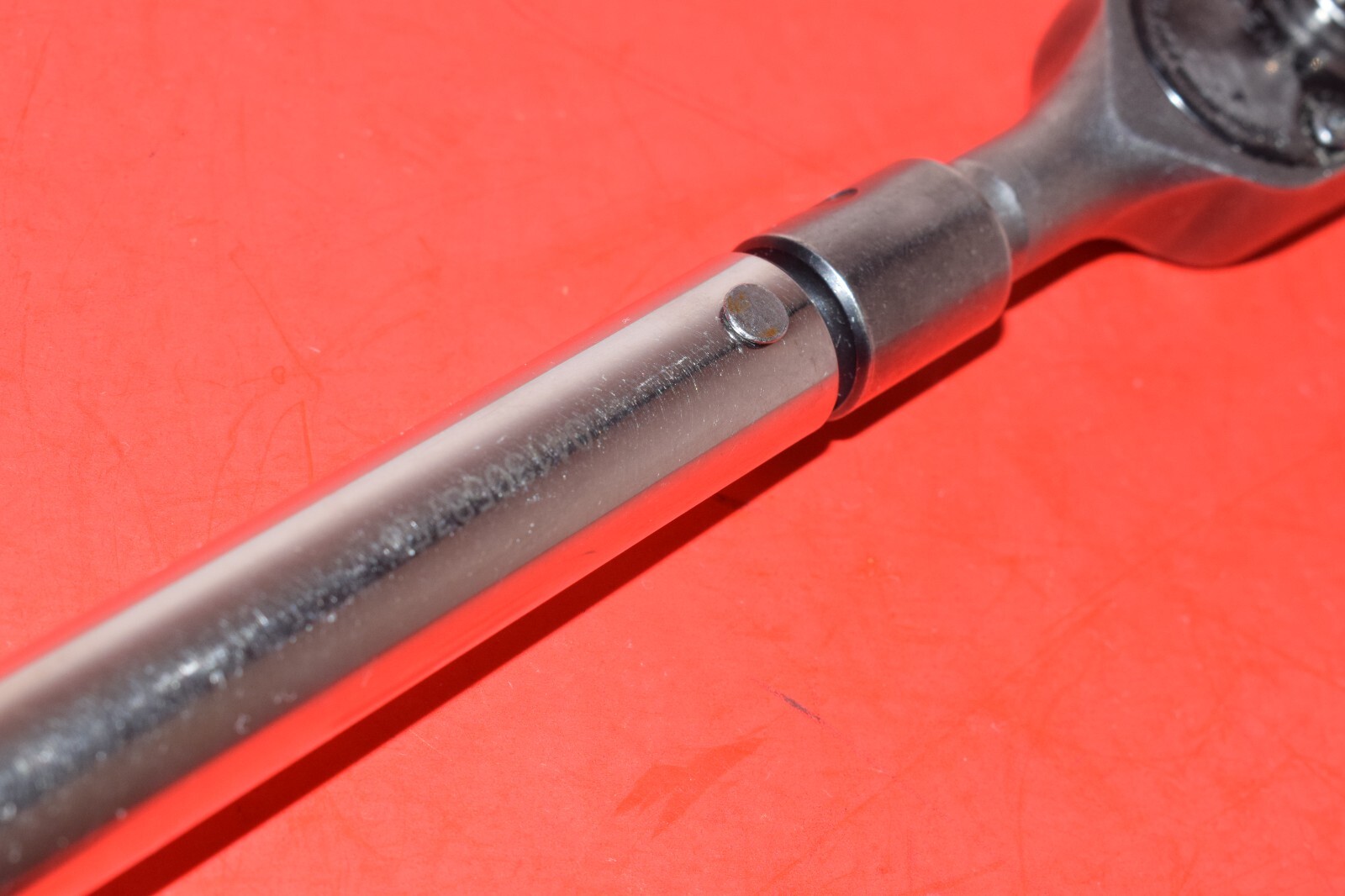 Snap-On 3/8” Drive SAE Interchangeable Head 100 In Lb Preset Torque Wrench