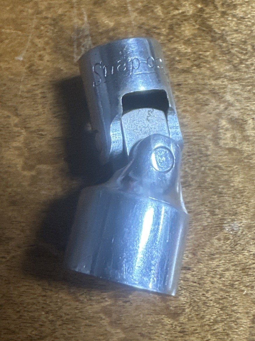 Snap On FVU20 5/8″ Universal Swivel Socket 3/8 Drive 12 point USA