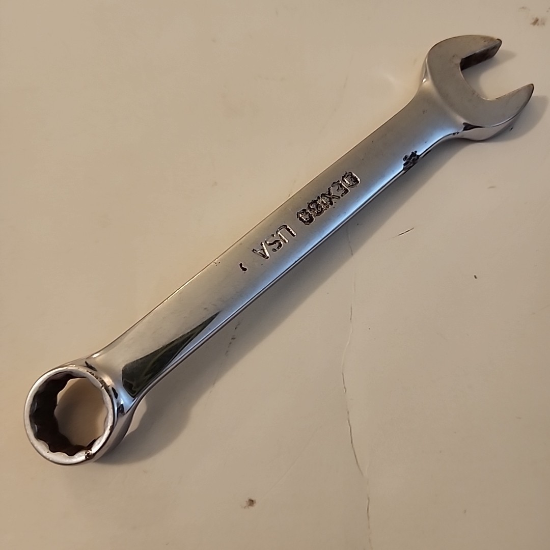 Snap-on tools USA 9/16″ Short 12 point Combination Wrench OEX180
