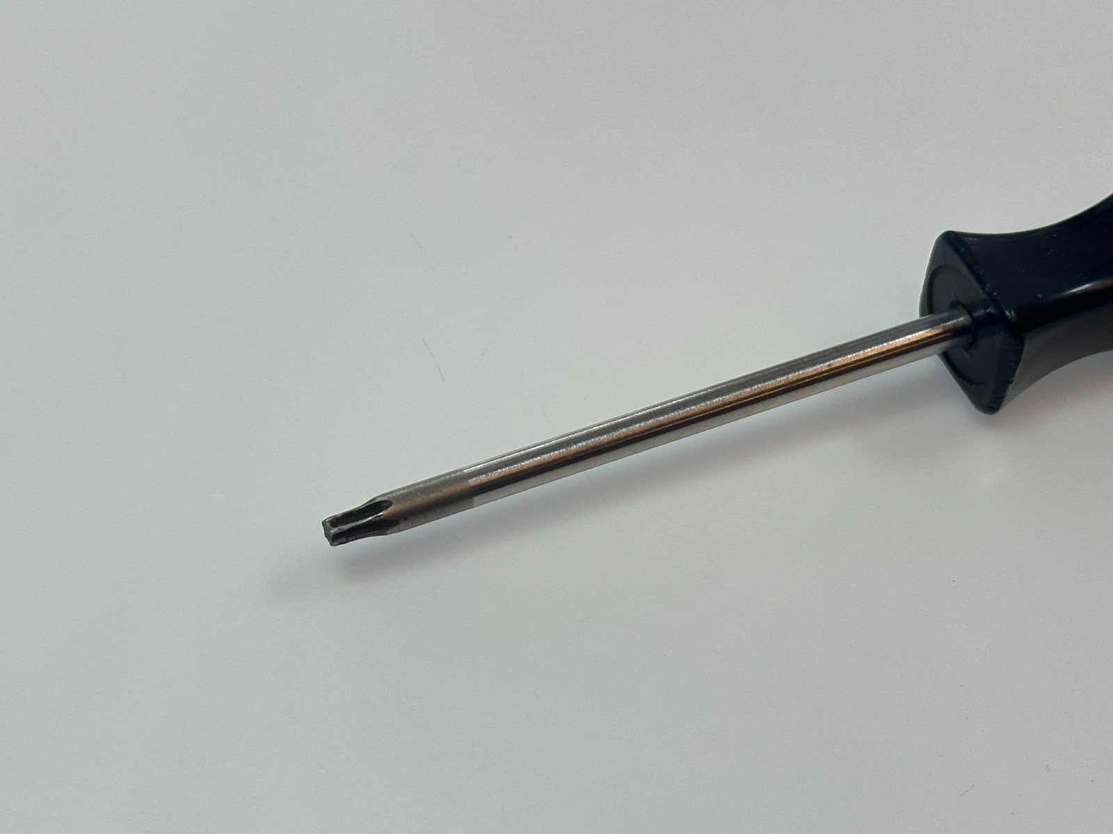 🇺🇸 Snap-on Tools USA SSTX420 T20 Torx Screwdriver, Classic Black Hard Handle
