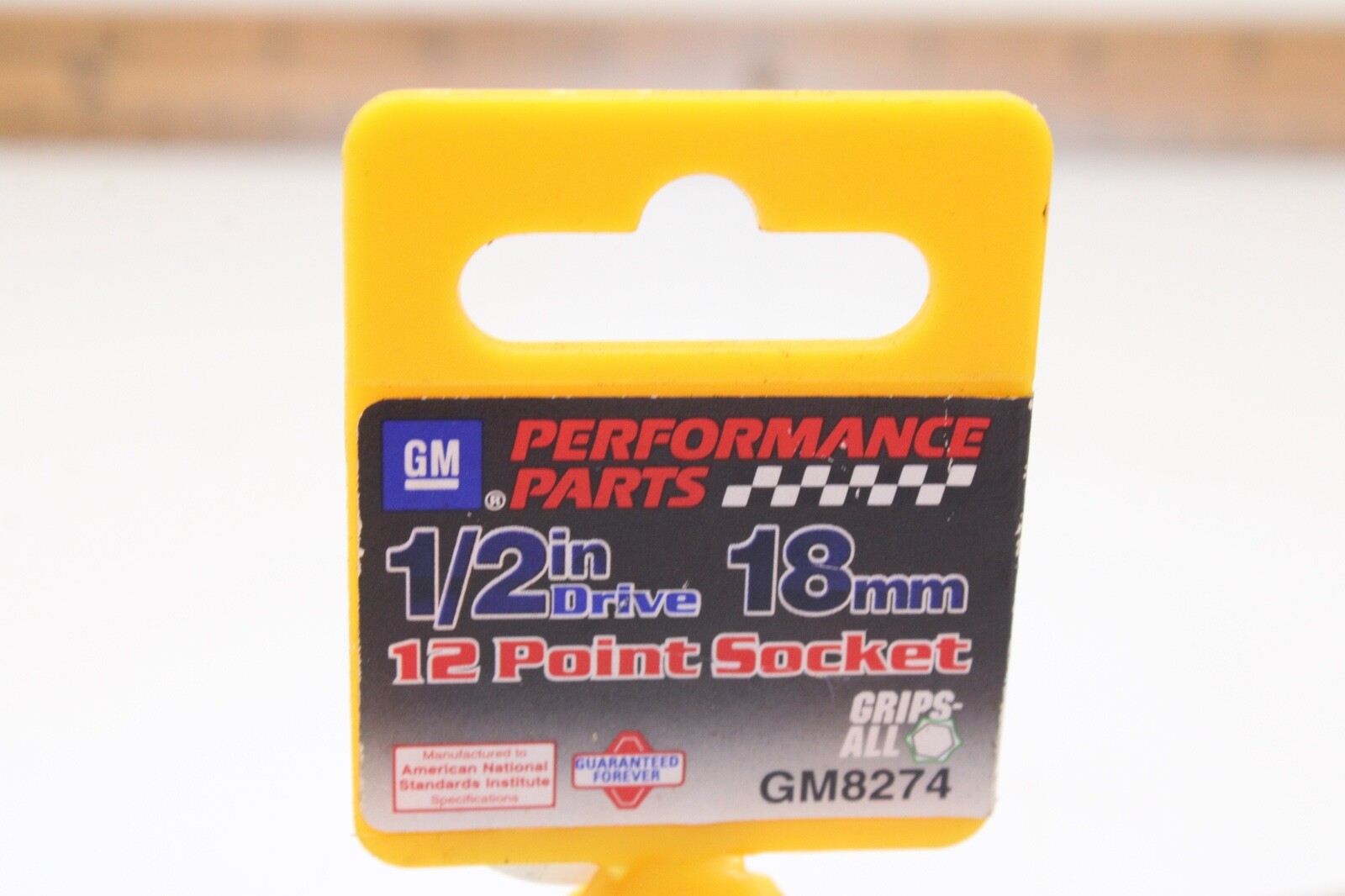 GM Performance Parts GM8274 33318 18mm 1/2″ Drive 12 Point Chrome Socket