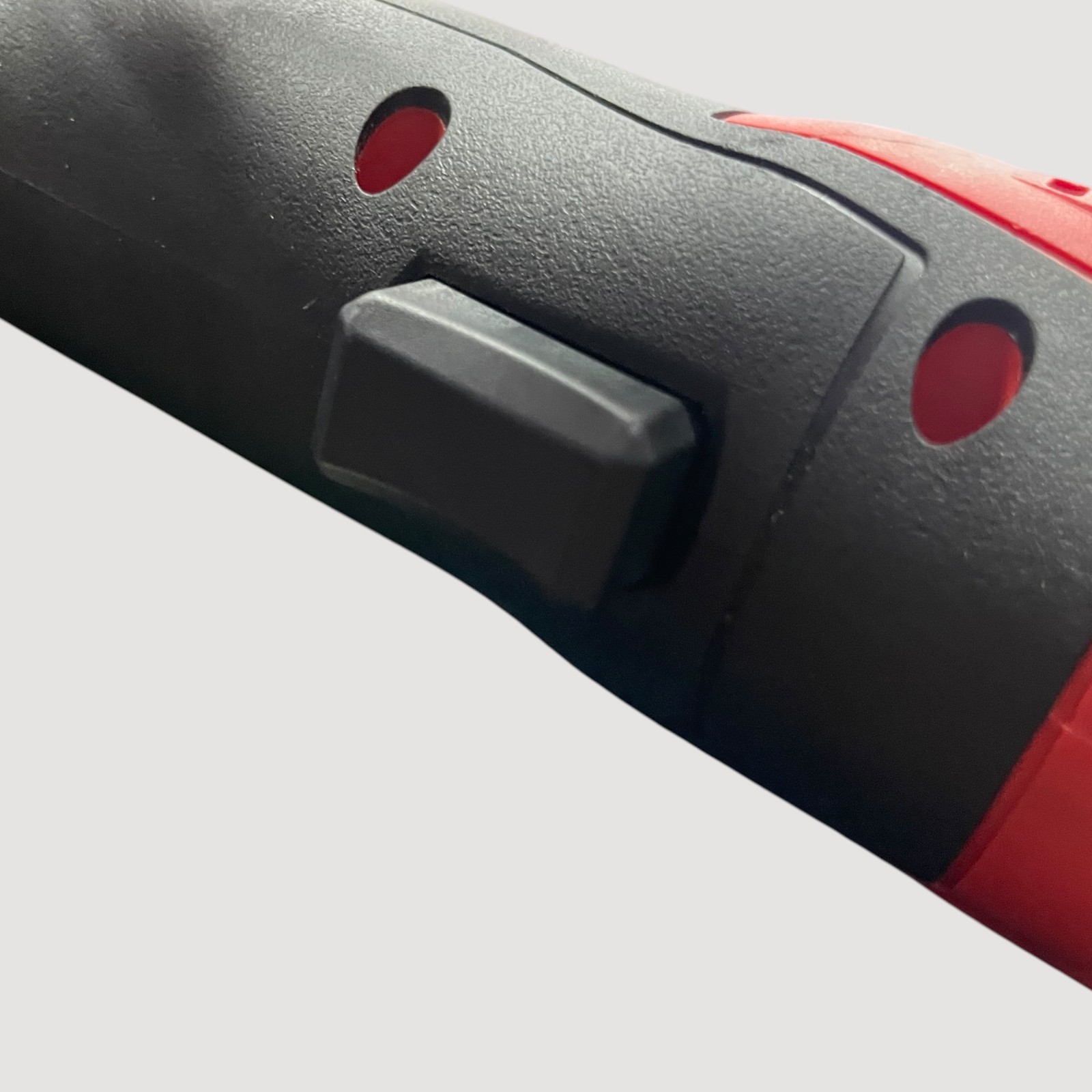 Snap-On CTR862 14.4V 3/8″ 10mm Brushless Cordless Ratchet W/ Battery High Torque