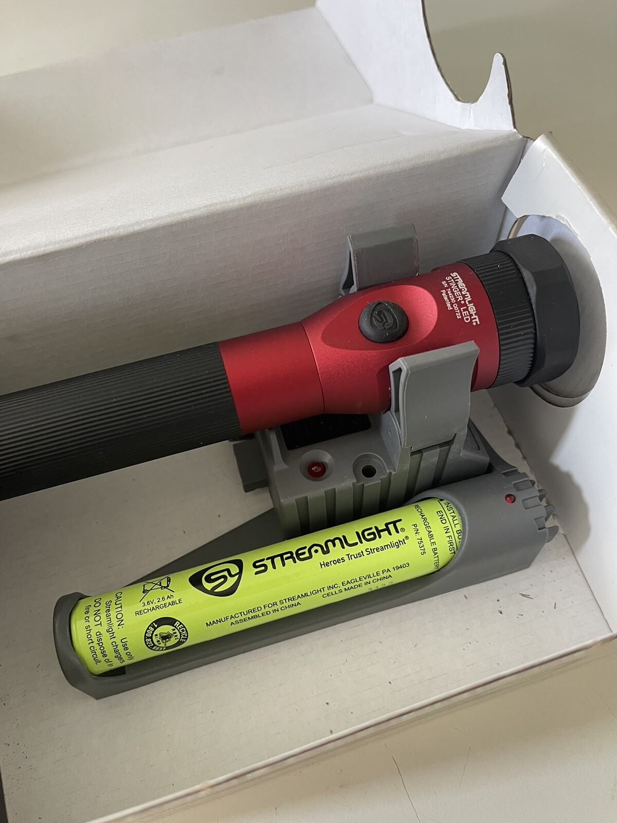 Streamlight 75612 Stinger LED Rechargeable Flashlight w/ AC/DC & – Red