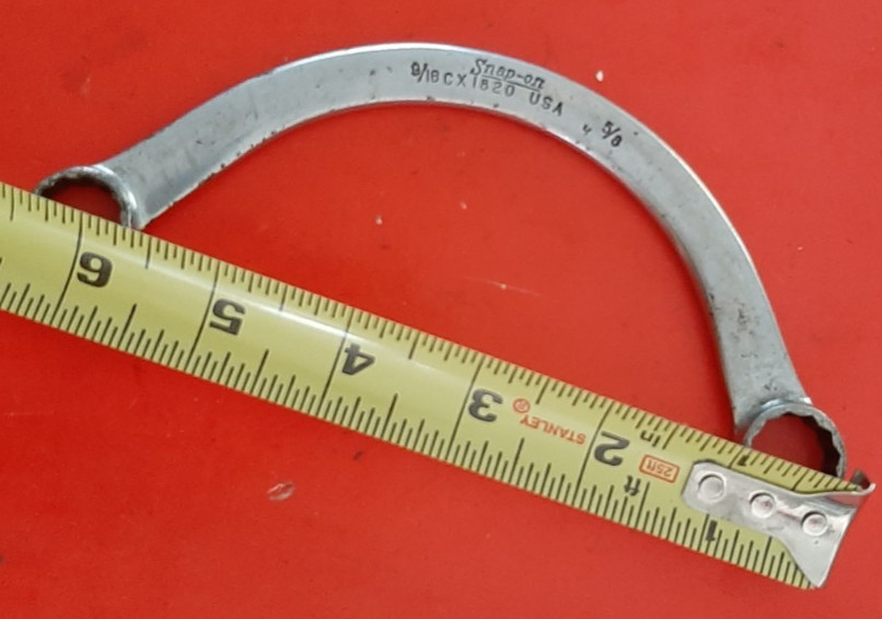 Snap-on 9/16″ x 5/8″ 12PT Half Moon Box End Obstruction Wrench CX1820 Engraved