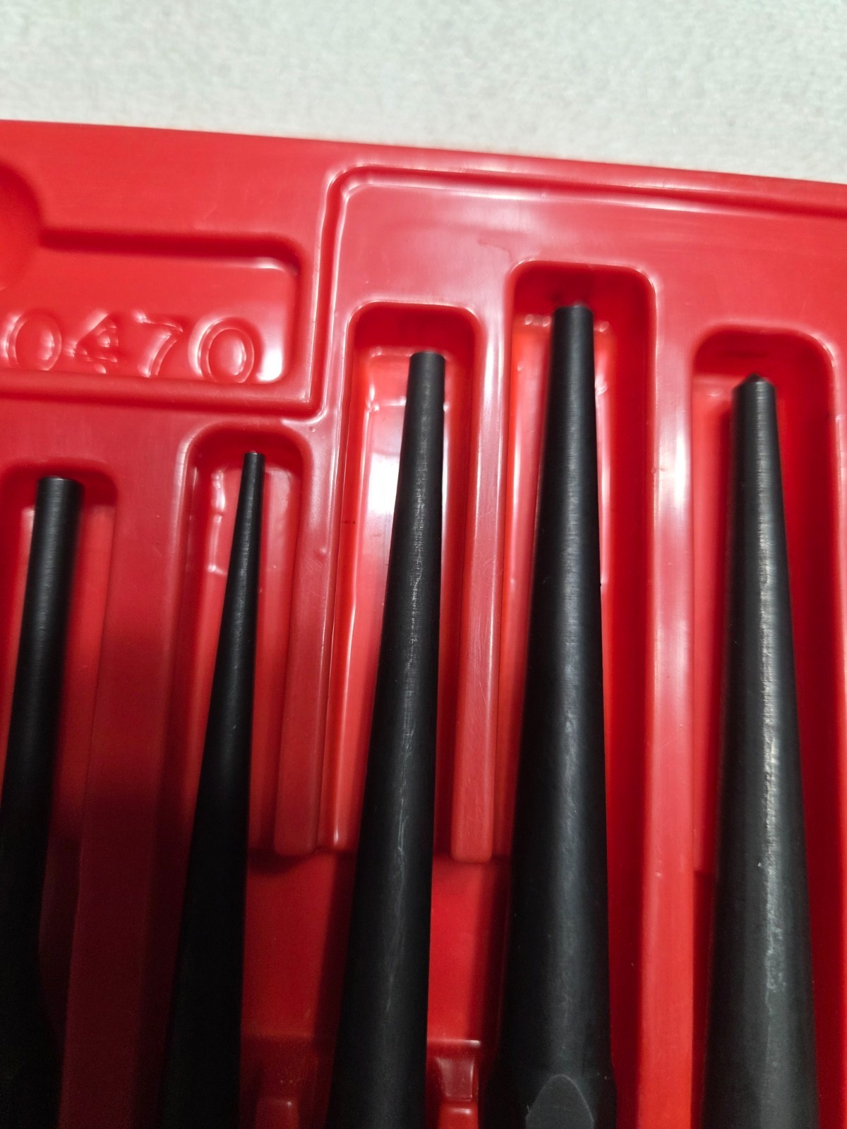SNAP ON 11 Piece Punch and Chisel Set w/ Plastic Tray. PPC710BK NEW. Missing 1