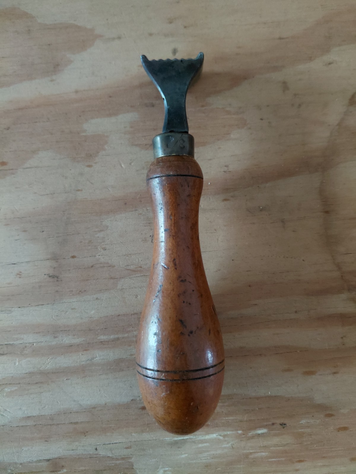 Vintage tack puller lifter wooden handle