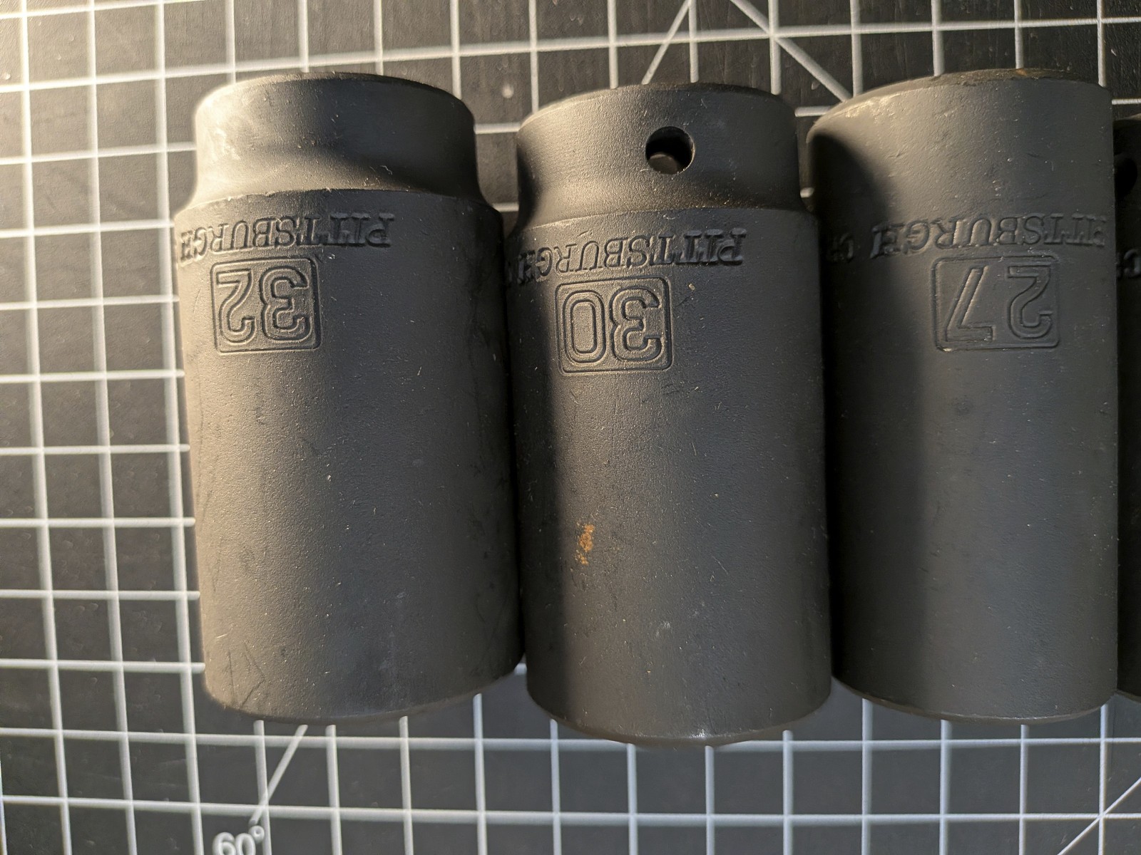 pittsburgh tools 12 point impact socket set 1/2″ drive metric