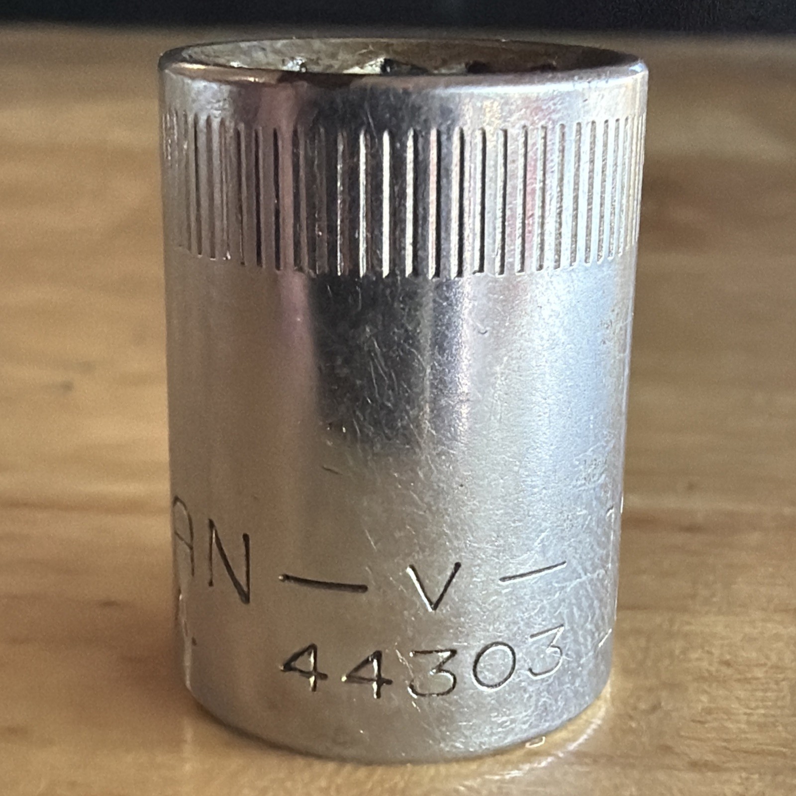 Craftsman 12mm Shallow Socket 3/8″ Drive 12 Point Top Knurl V Series 44303 USA