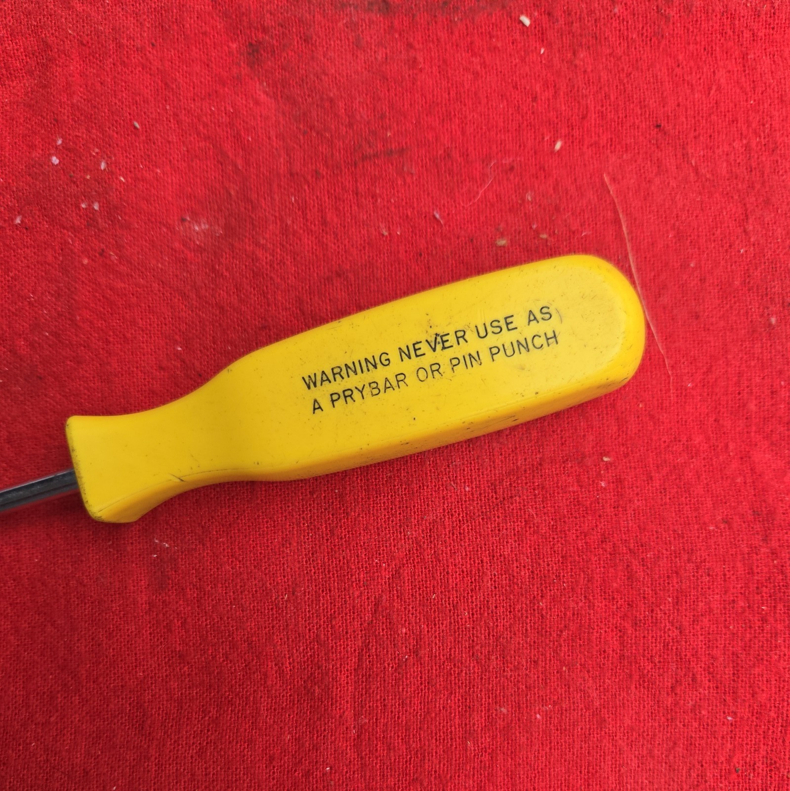 Snap-on SSTX415 Torx T15 Screwdriver Yellow Hard Handle Vintage Driver