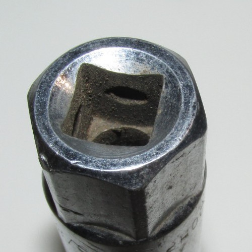 T #193 – KAL #1320, 3/8″ drive, 5/8″ Deep SOCKET, 6 POINT