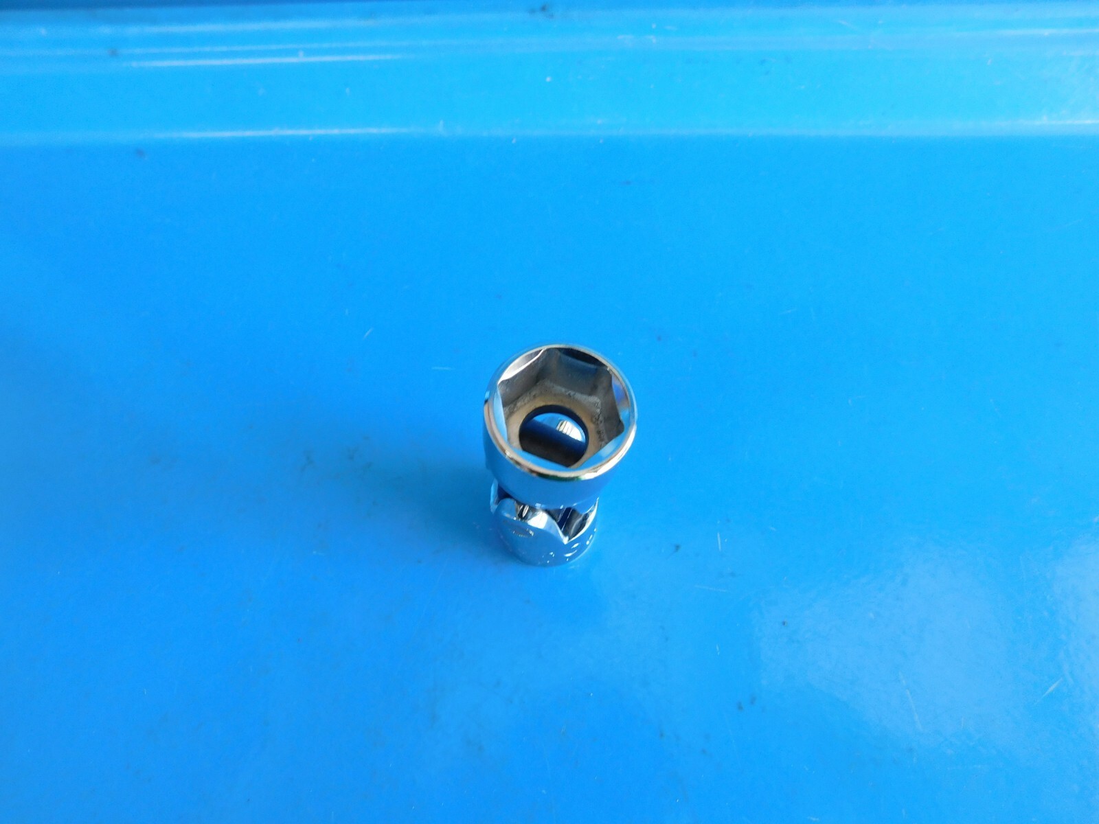 NEW, MAC TOOLS ( «9/16 IN.» UNIVERSAL SOCKET) 3/8 IN. DR. , PART #XU186RA,USA