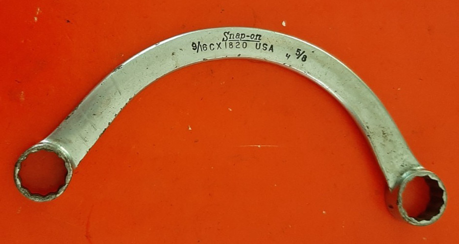 Snap-on 9/16″ x 5/8″ 12PT Half Moon Box End Obstruction Wrench CX1820 Engraved