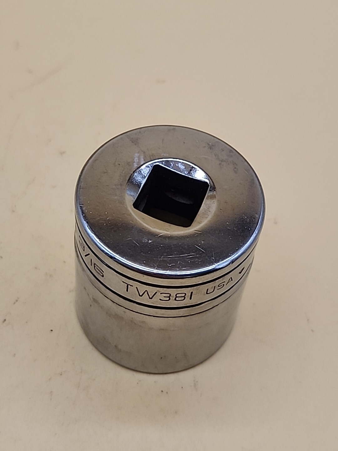 Snap-On Tools USA 1-3/16″ Large SAE 6-Point Shallow Socket – TW381 – 1/2″ Drive