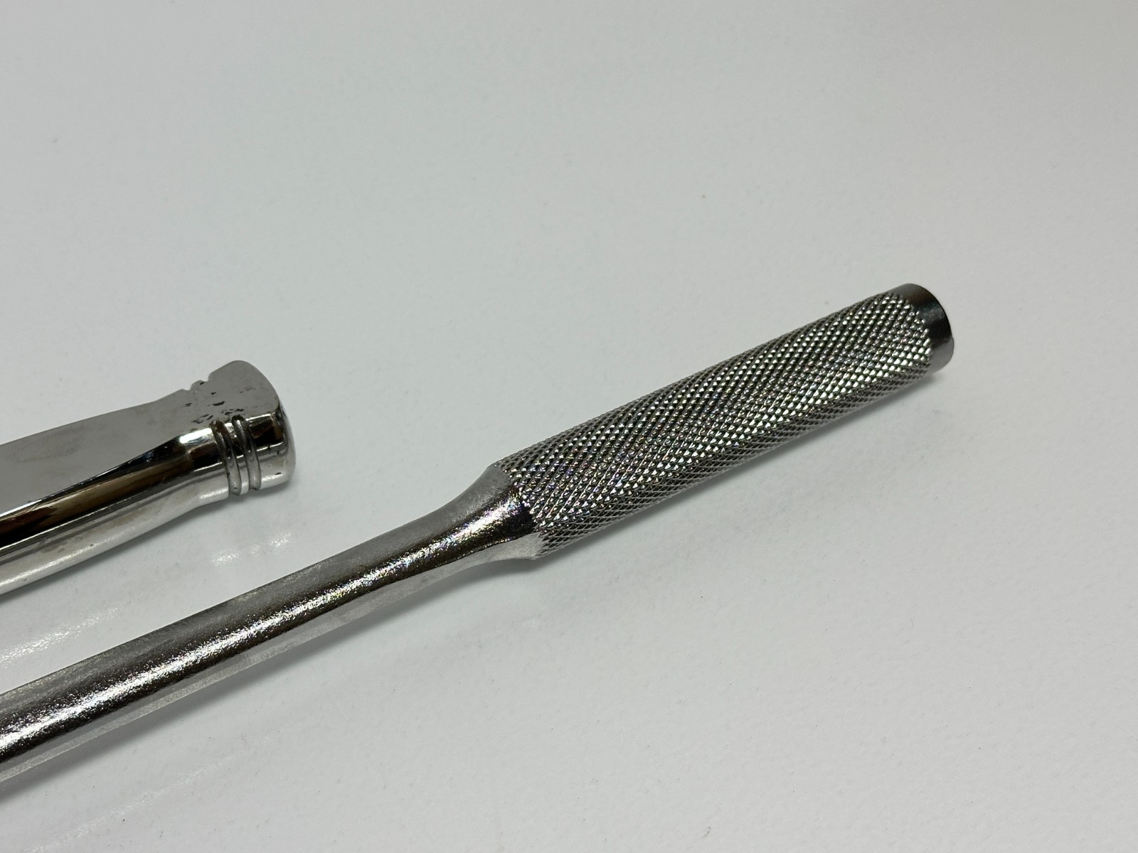 Armstrong Tools USA 12-992 Full Polish Chrome Ratchet w/ Breaker Bar 1/2″ Drive