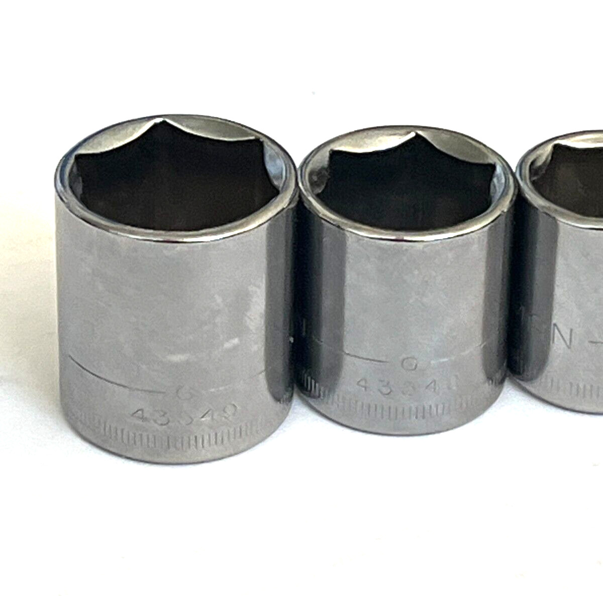 Craftsman 9 Piece Socket Set Metric 3/8″ Drive 6 PT Shallow G 9-15, 17, 19MM USA