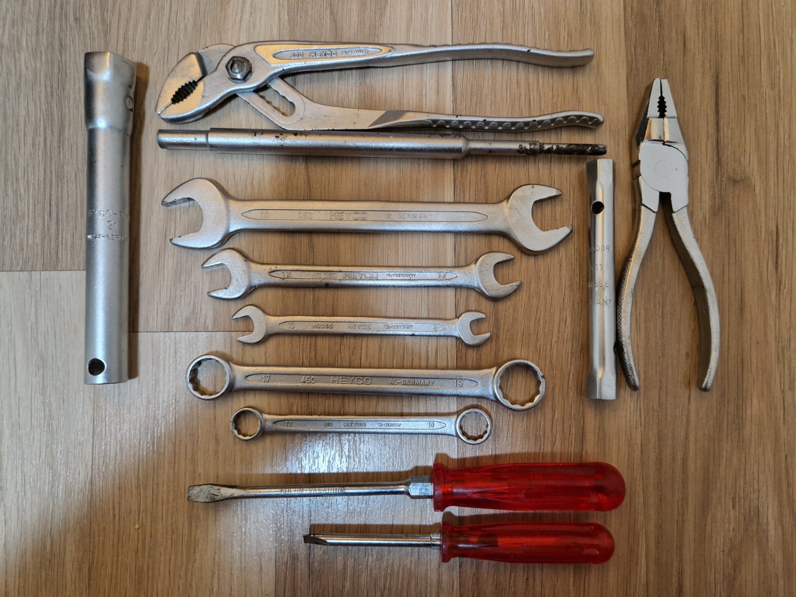 BMW E23 E24 E28 E9 M30 set of hand tools for tool kit
