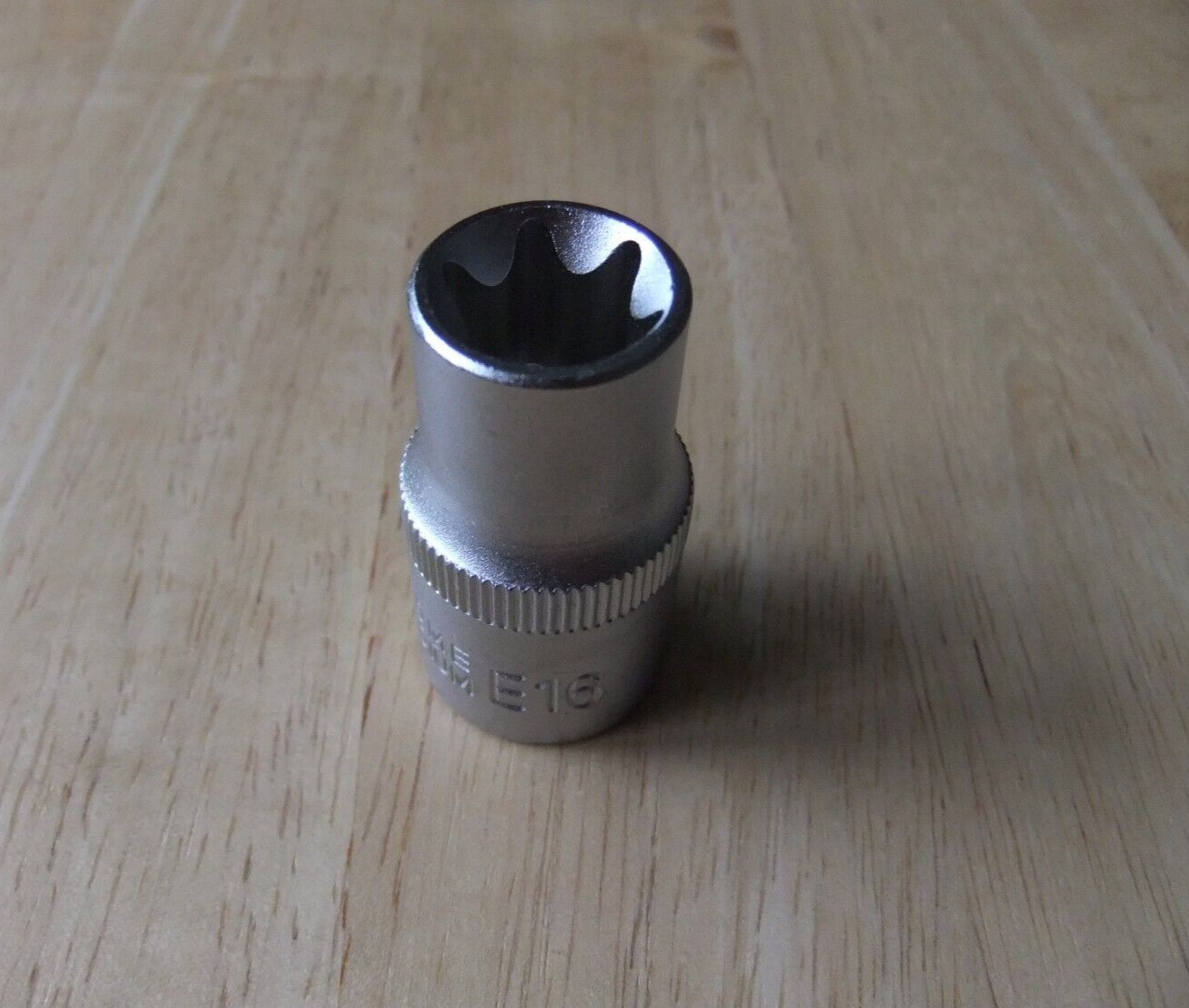 Welzh Werkzeug E18 x 1/2 Drive Chrome Vanadium External Star Socket – 38mm Long