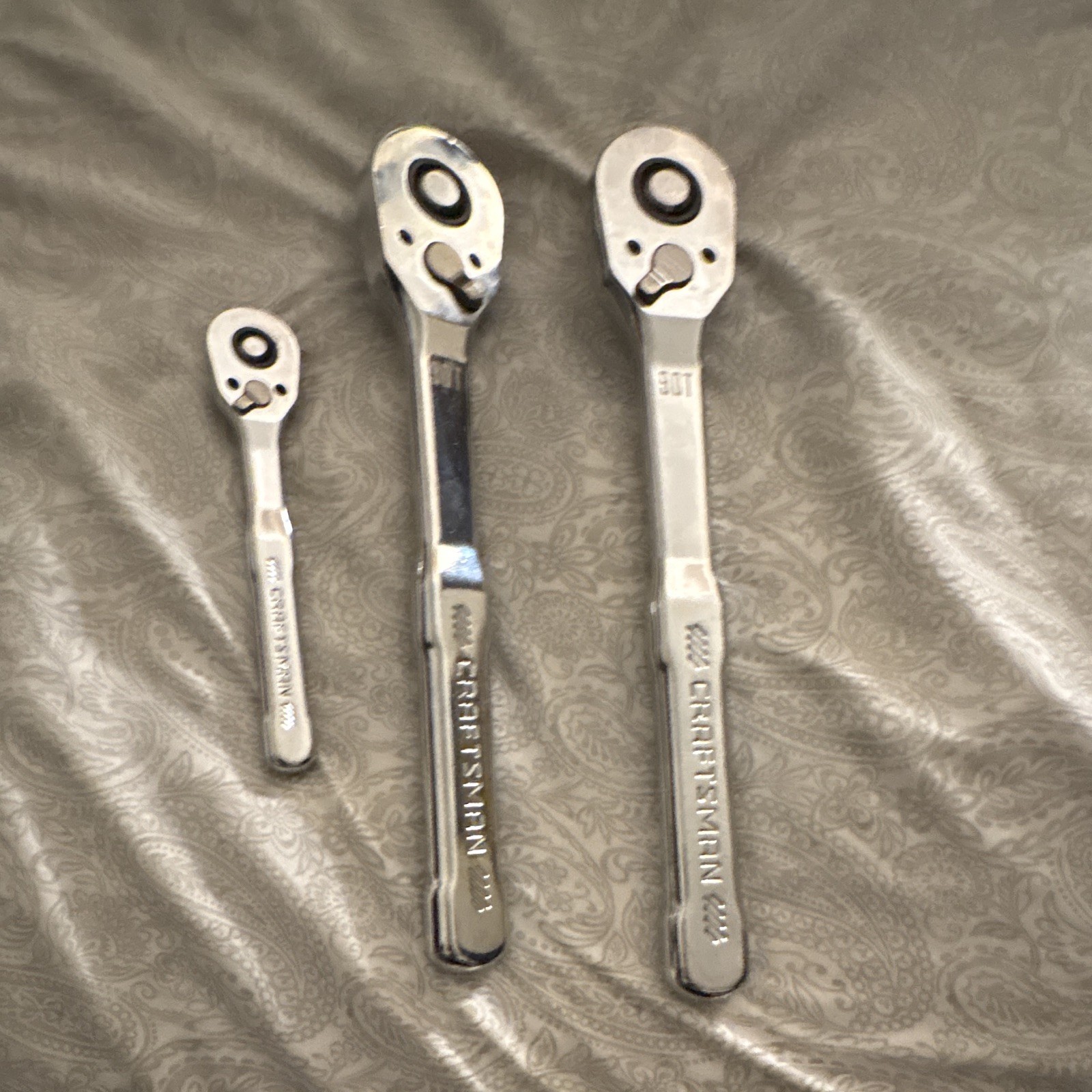 Two 1/2 90T Ratchets And One 1/4 Ratchet Thay Are New But Have Know Tags
