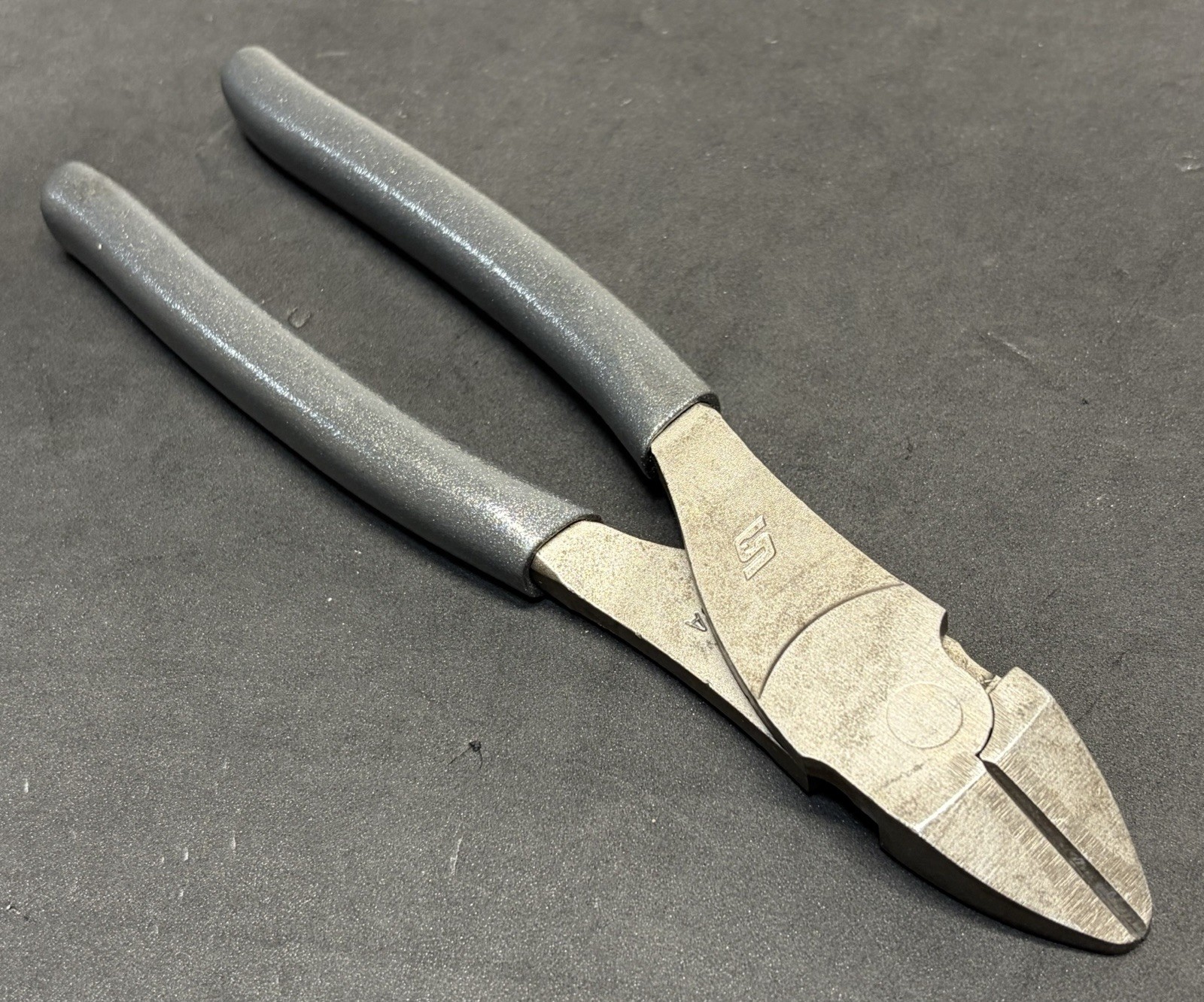 Snap On METALLIC GREY Talon Grip 8” High Leverage Diagonal Side Cutters 388ACF