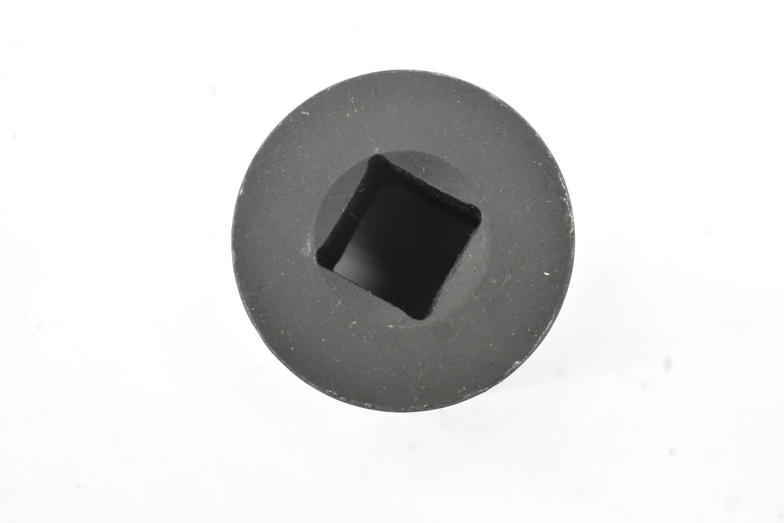 URREA 10032L 2 In 6-Point Impact Socket SAE Made In Mexico Black Tool Used