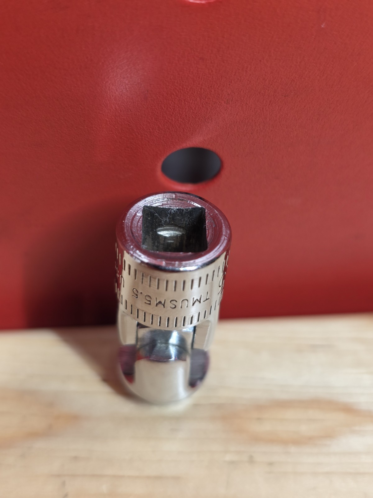 Snap-on TMUSM5.5 5.5mm 1/4″ Drive 6-Point Shallow Chrome Universal Swivel Socket