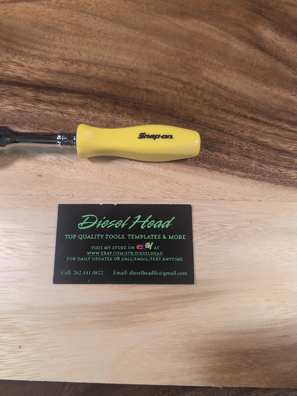 *NEW* Snap On FHCNFD72 3/8″ Dr BANANA YELLOW Hard Grip 180° Round Head Ratchet