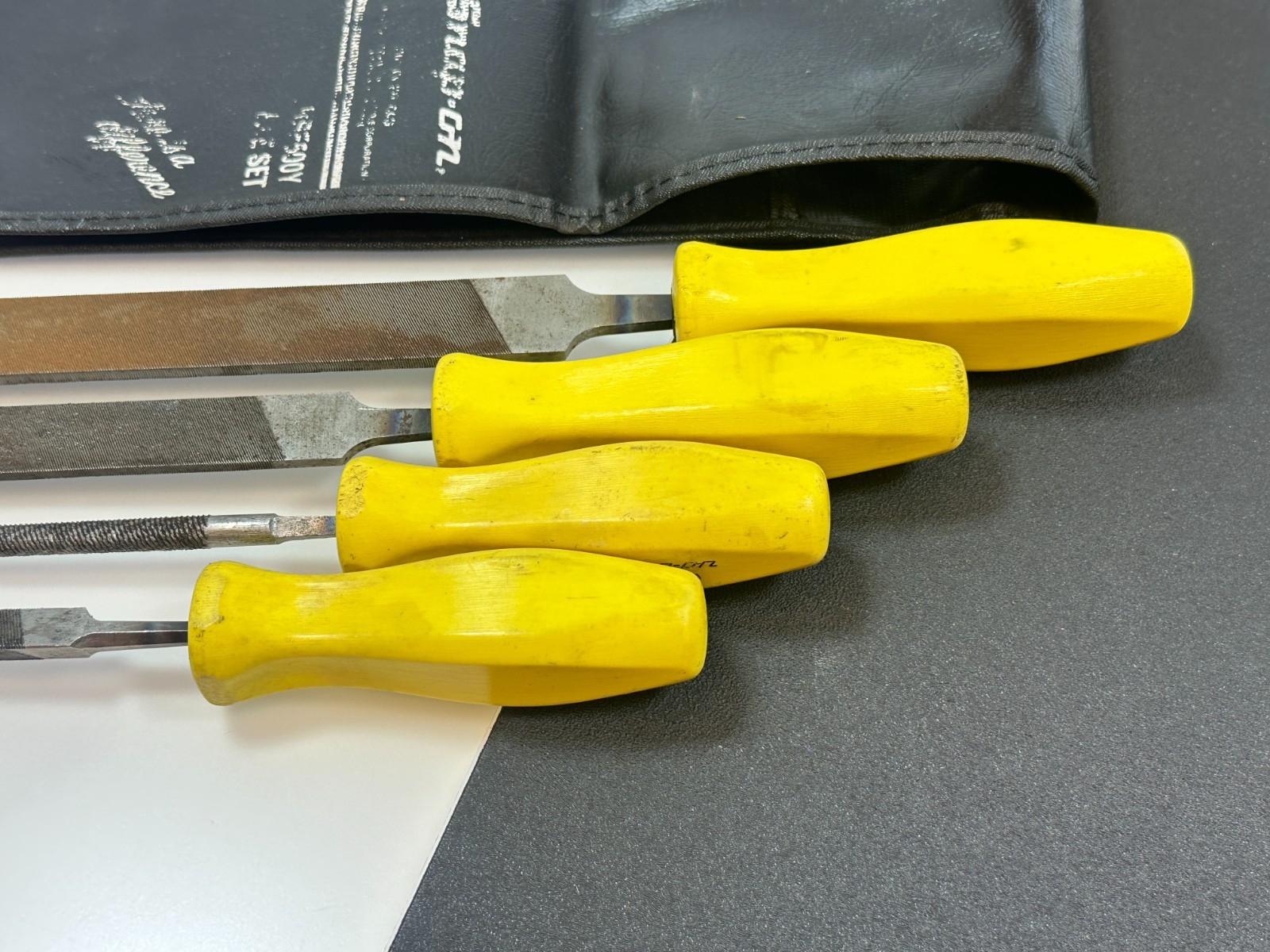 Snap-On Tools USA HBF500Y 4pc CLASSIC YELLOW Hard Handle File Set & Kit Bag RARE