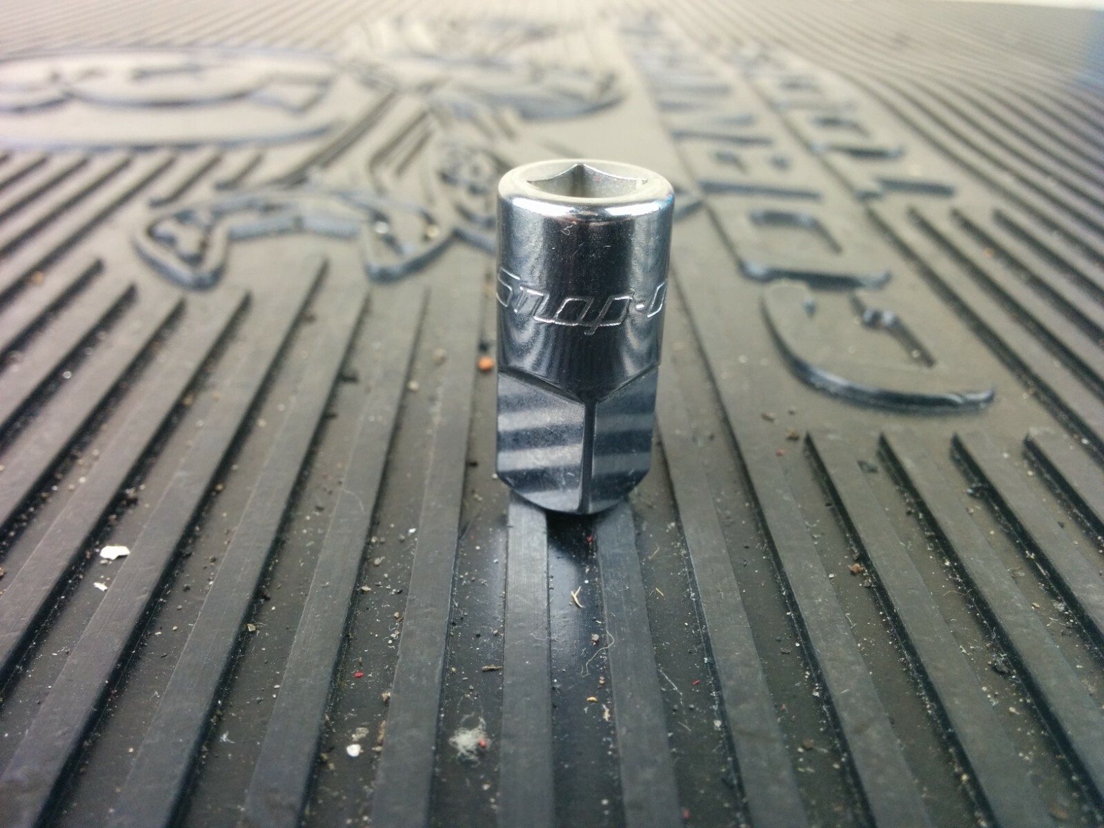 #af745 New!! Snap-On TA3 Adaptor-Reducer 1/4 Internal to 3/8 External
