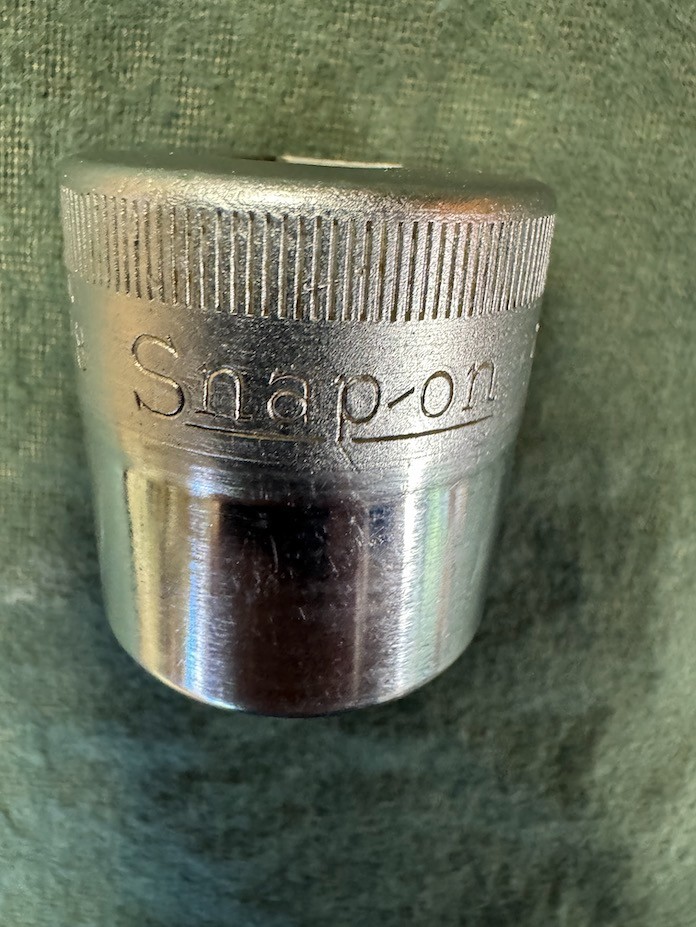 1 VERY NICE Snap On Tool SW428 1/2″ Drive 8-Point SAE 7/8″ Double Square Socket