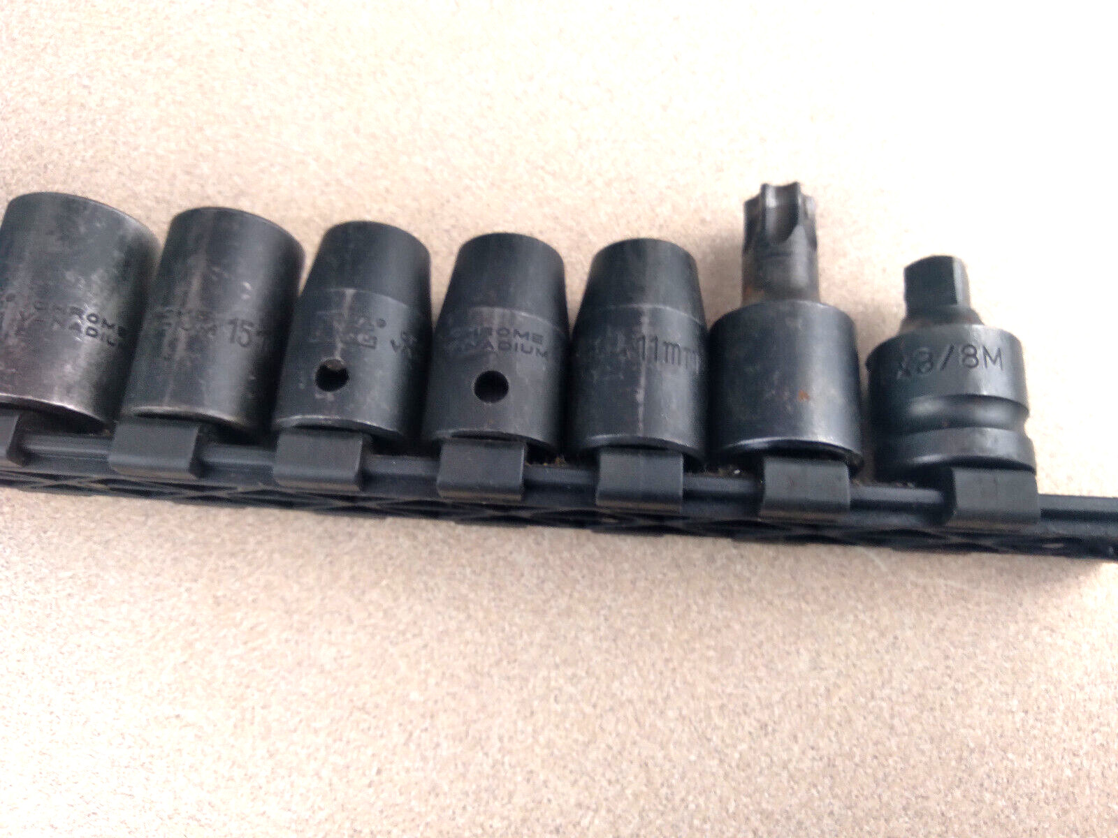 LOT OF 10 ASST 1/2″ DRIVE METRIC IMPACT SOCKETS AND 2 VARIOUS T60 11MM-32MM