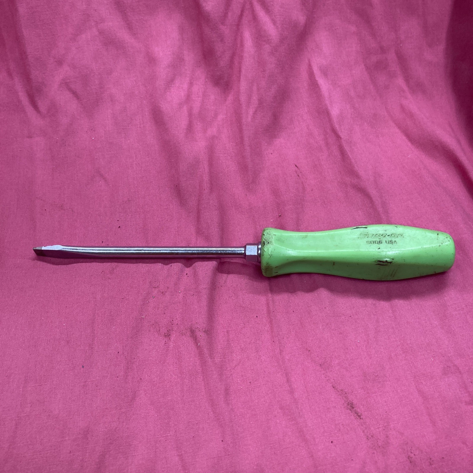Snap On 5/16″×6″ Blade Screwdriver Green Hard Handle SDD6