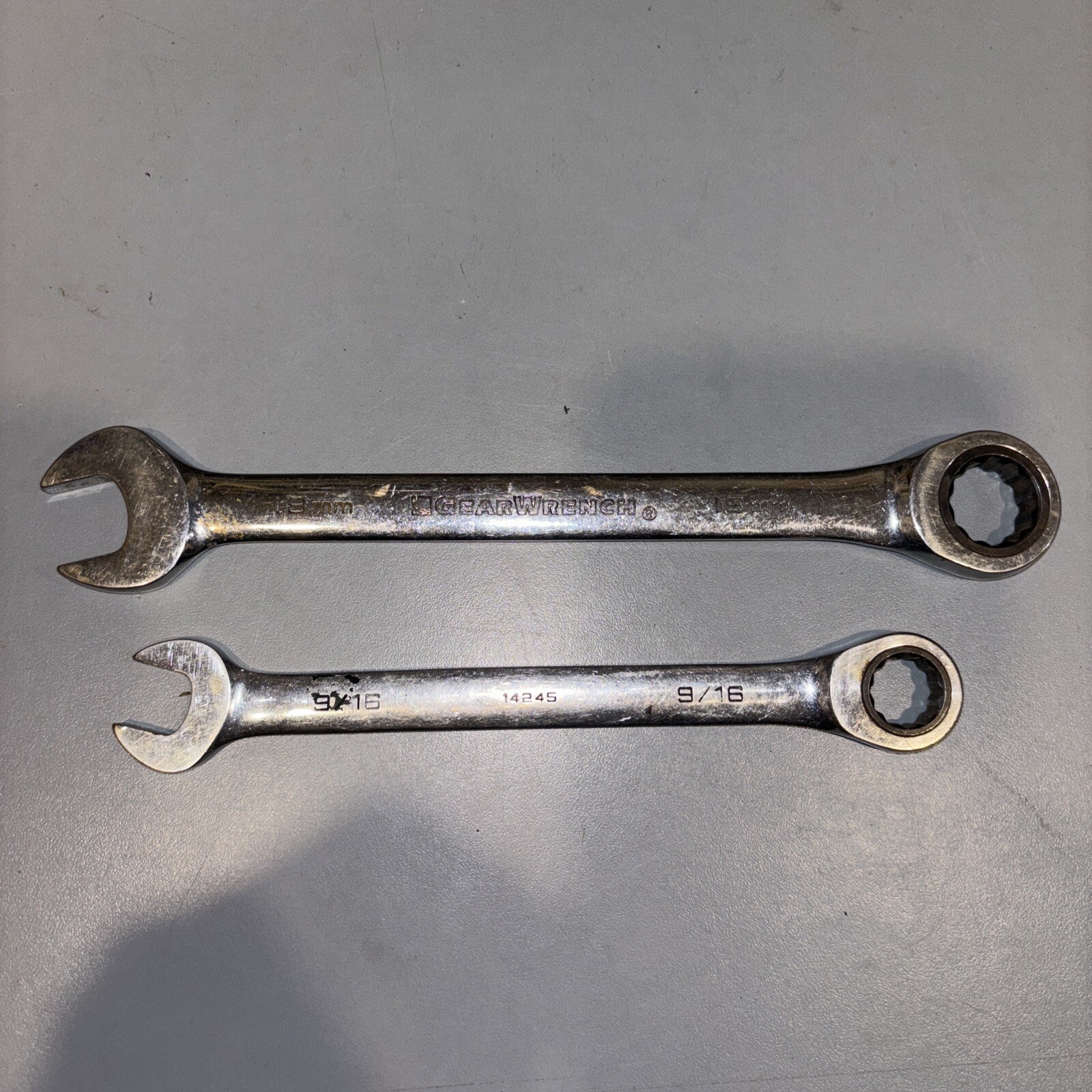 Lot of 2 Ratcheting Combination Wrenches Gear 18MM & GM Performance Parts 9/16