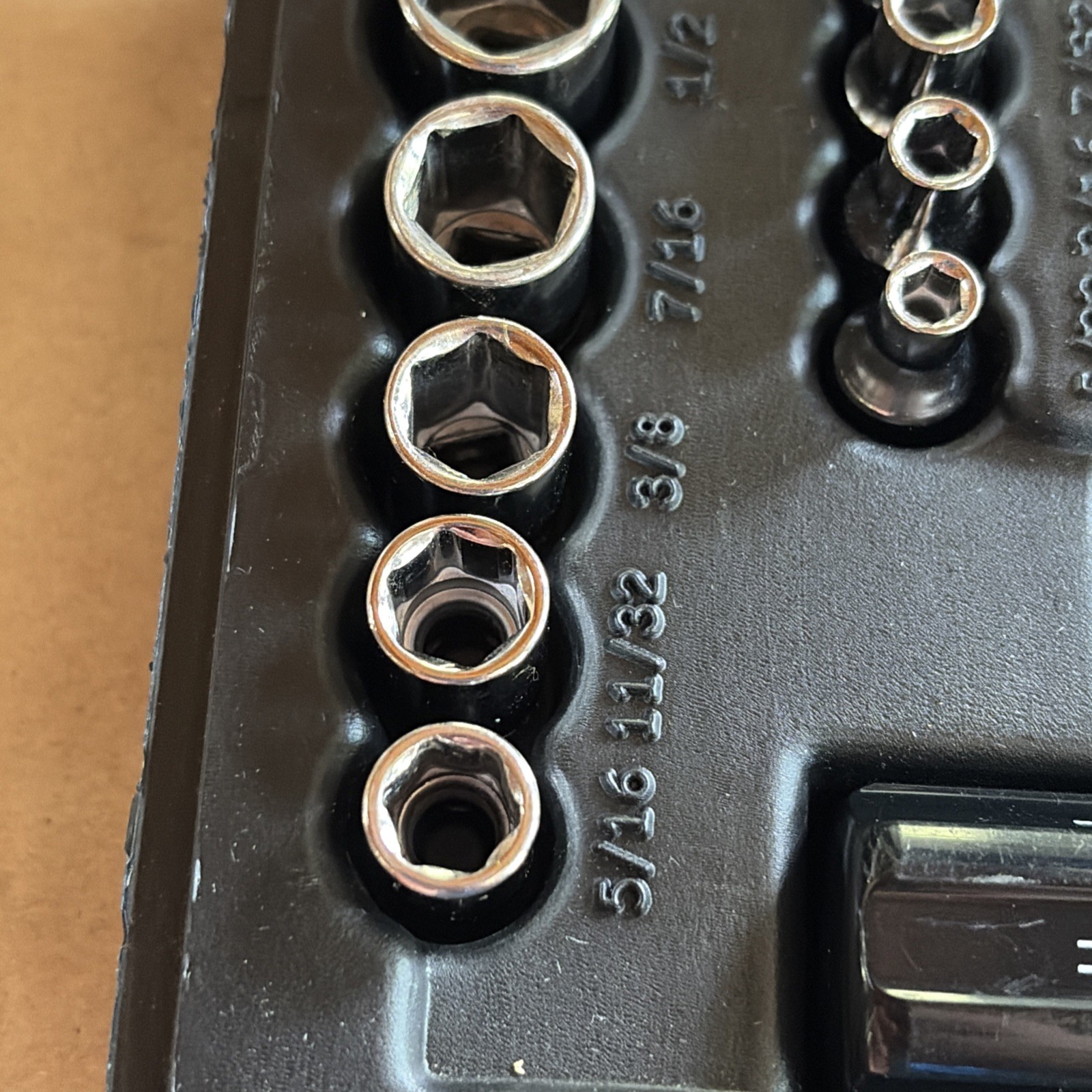 19 Piece Vintage Craftsman 34800 1/4″ Drive SAE Socket Set With Case – USA
