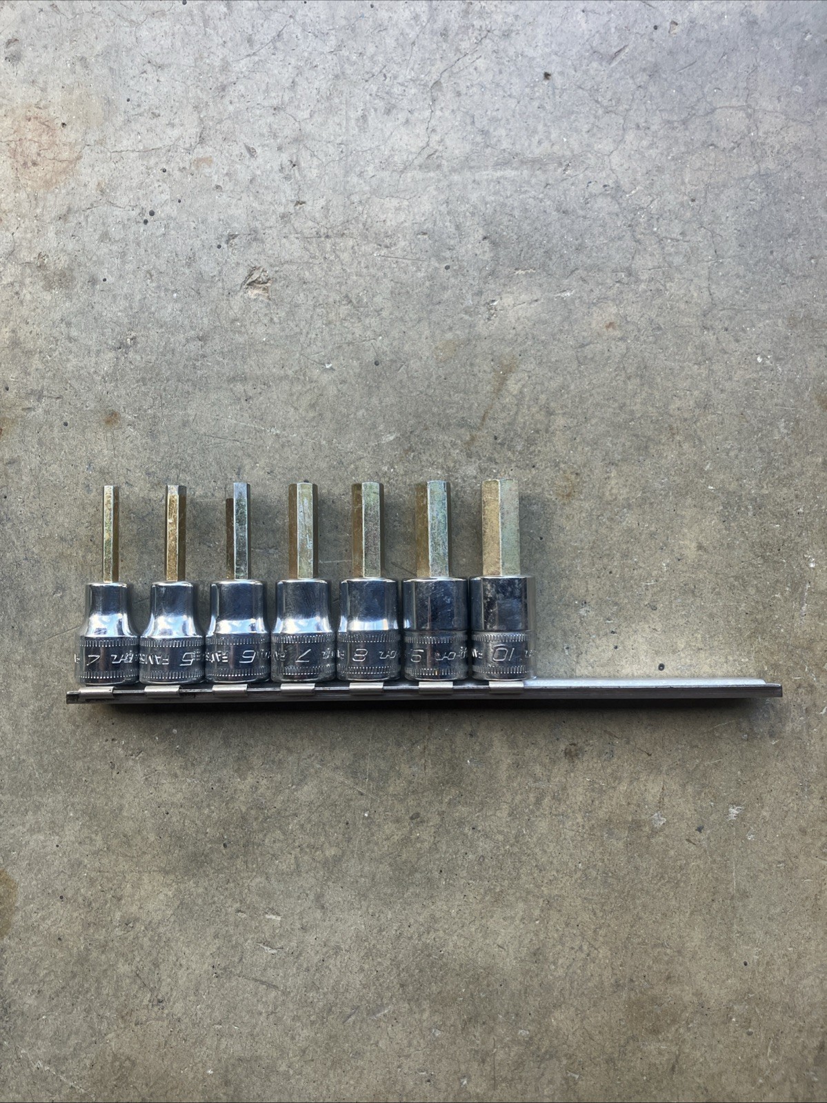 Snap On 7 Piece 3/8 Drive Allen Socket Set Metric 4mm – 10mm On SnapOn Rail