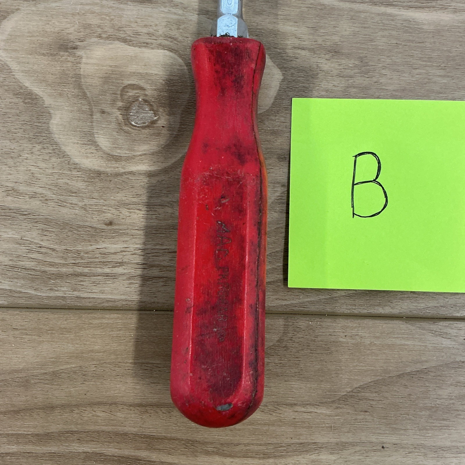 MAC TOOL PKRB8AR Flat Tip Screwdriver with Red Handle 13.5″ Long