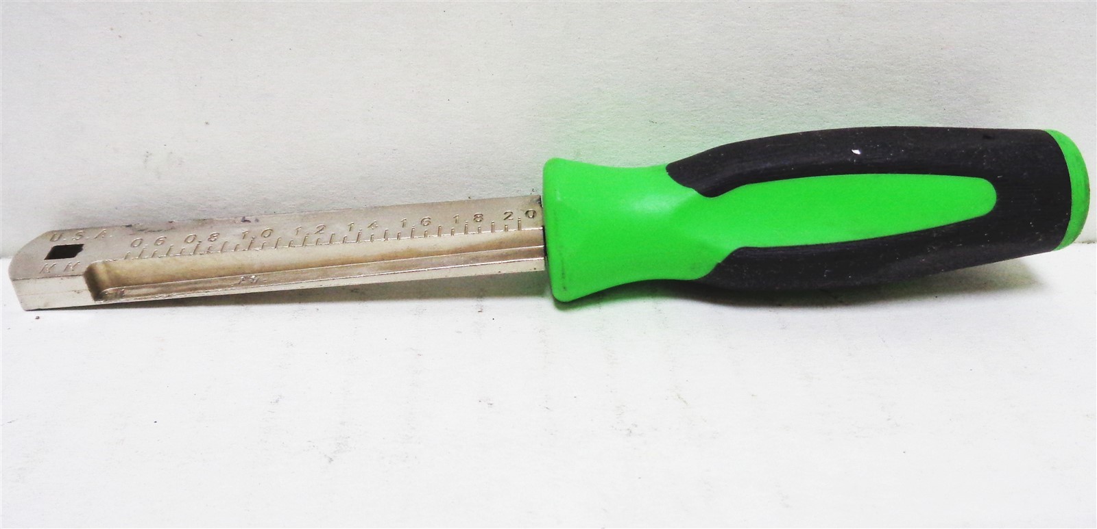 Snap-on FBP2GRN .020-.080″ (.55-2mm) Soft Grip Spark Plug Ramp Gauge (Green) USA