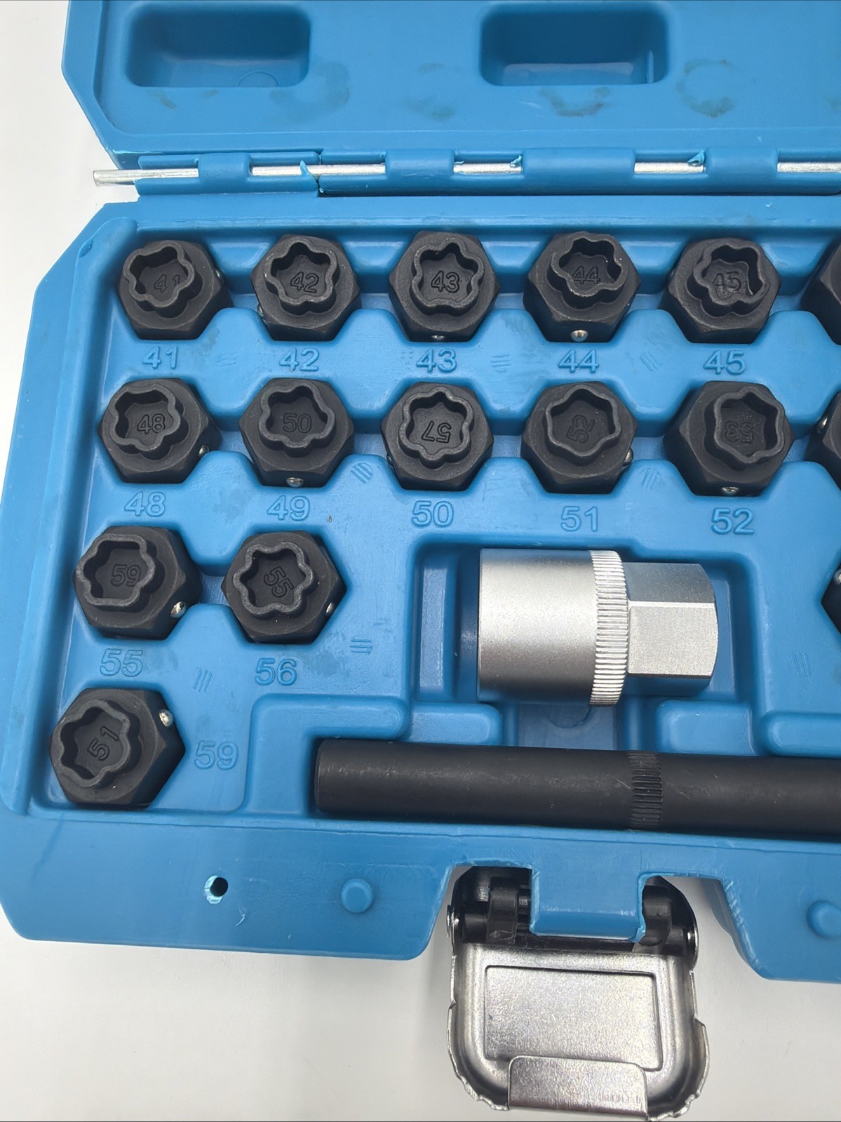 22PCS Wheel Lock Nut Key Kit Compatible BMW Locking Lug Socket Removal Tool Set