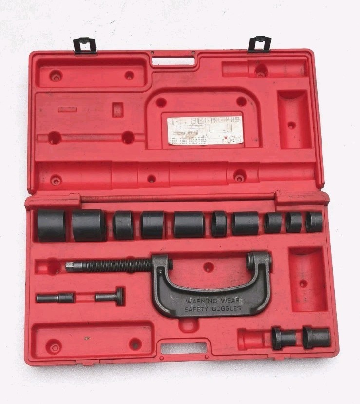 Snap On BJP1 – Master Ball Joint & Universal Joint Press Set