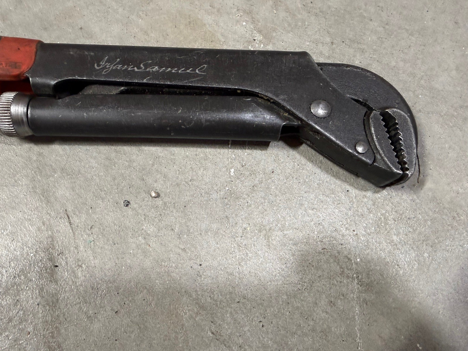Snap On Tools PWZ2A 17″ Red Black Soft Grip Handle Pliers Wrench, See photos