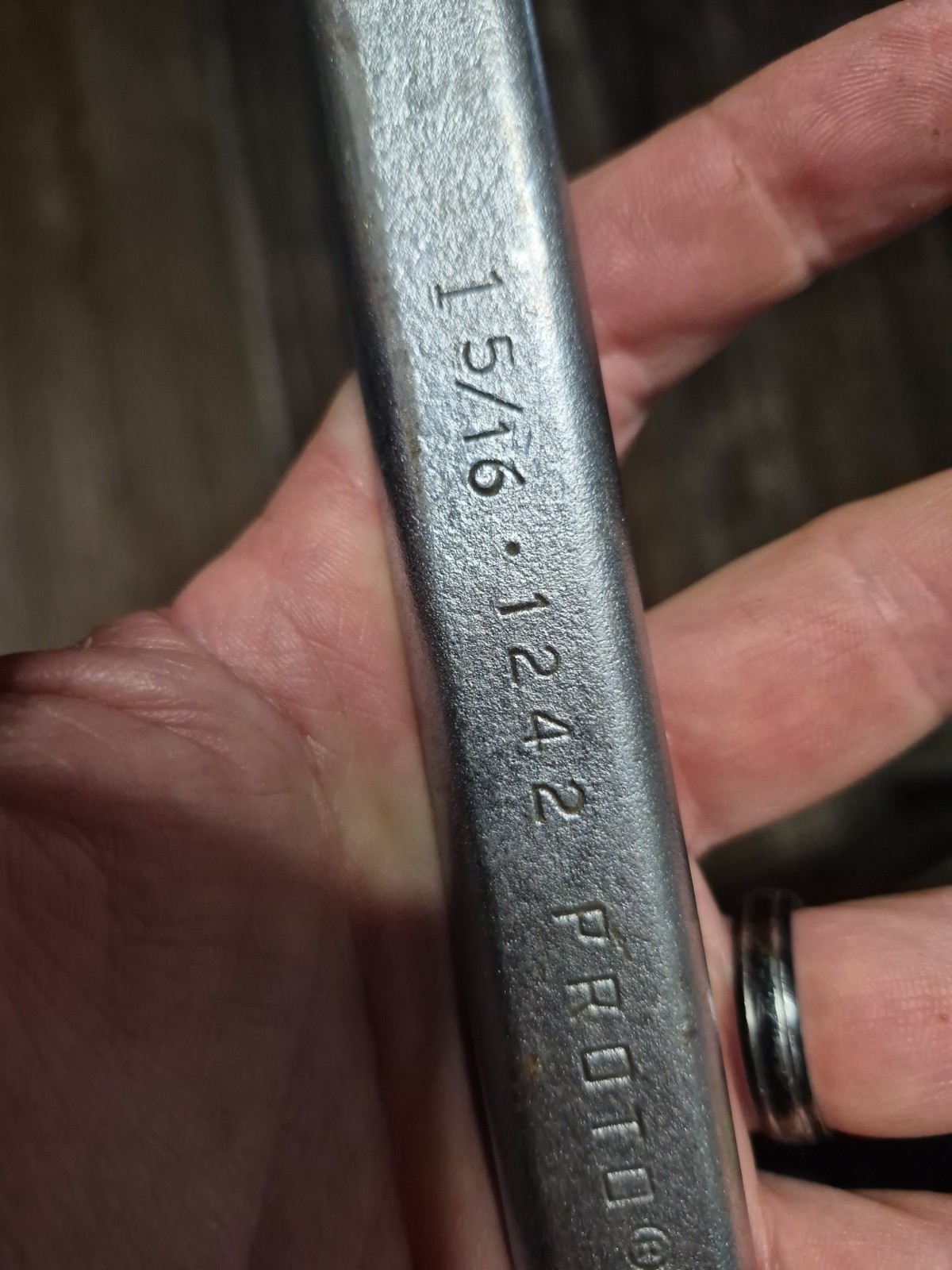 Proto 1242 Professional 1-5/16″ SAE 12 Point Standard Handle Combination Wrench