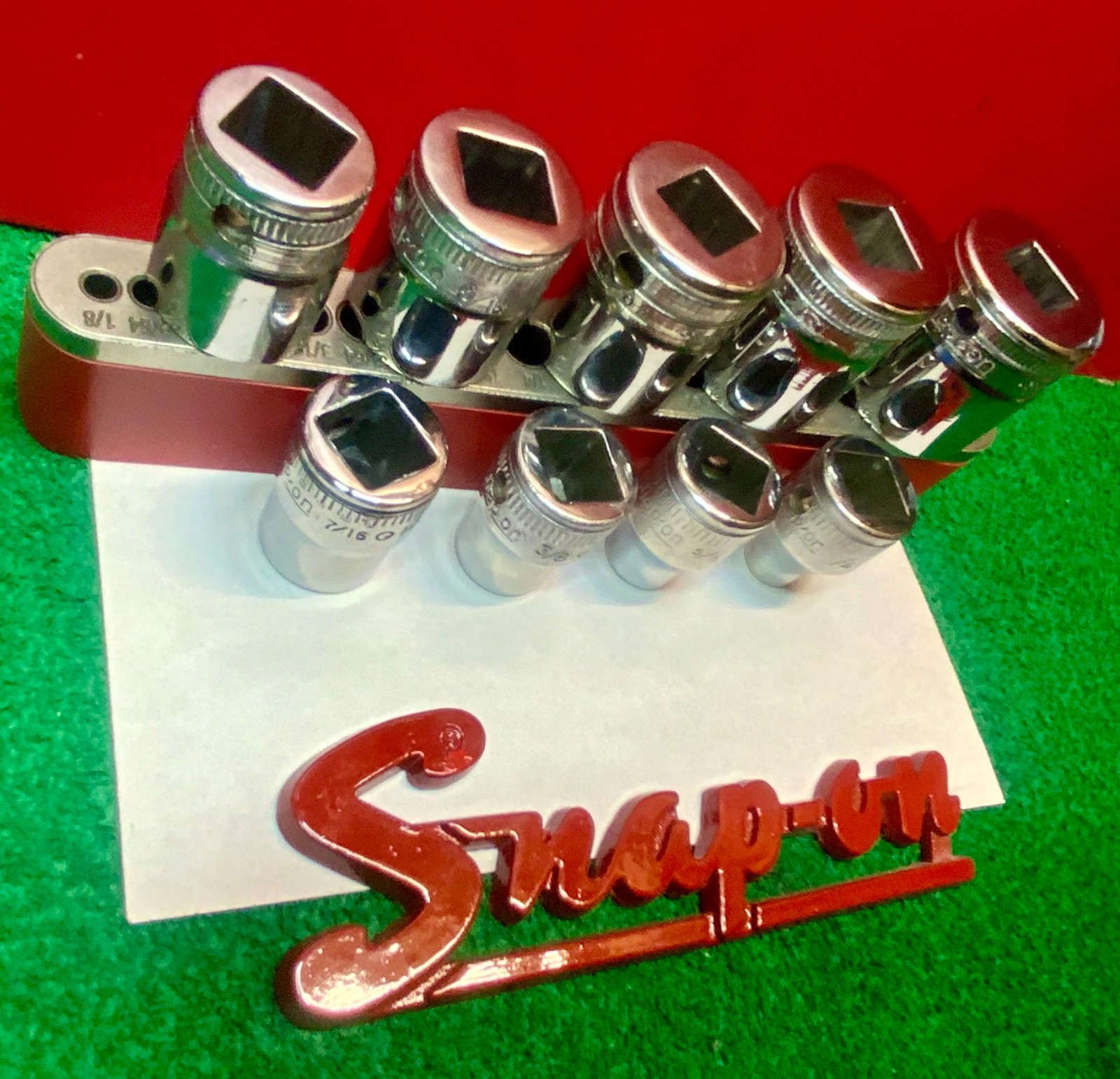 Snap-On Tools Vintage 1940’s Ferret Socket Set with tray. Clean & Pristine!